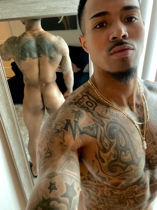 🍑 #MCM

https://t.co/S4SNrF1Ixr https://t.co/eHmIPtBeAZ