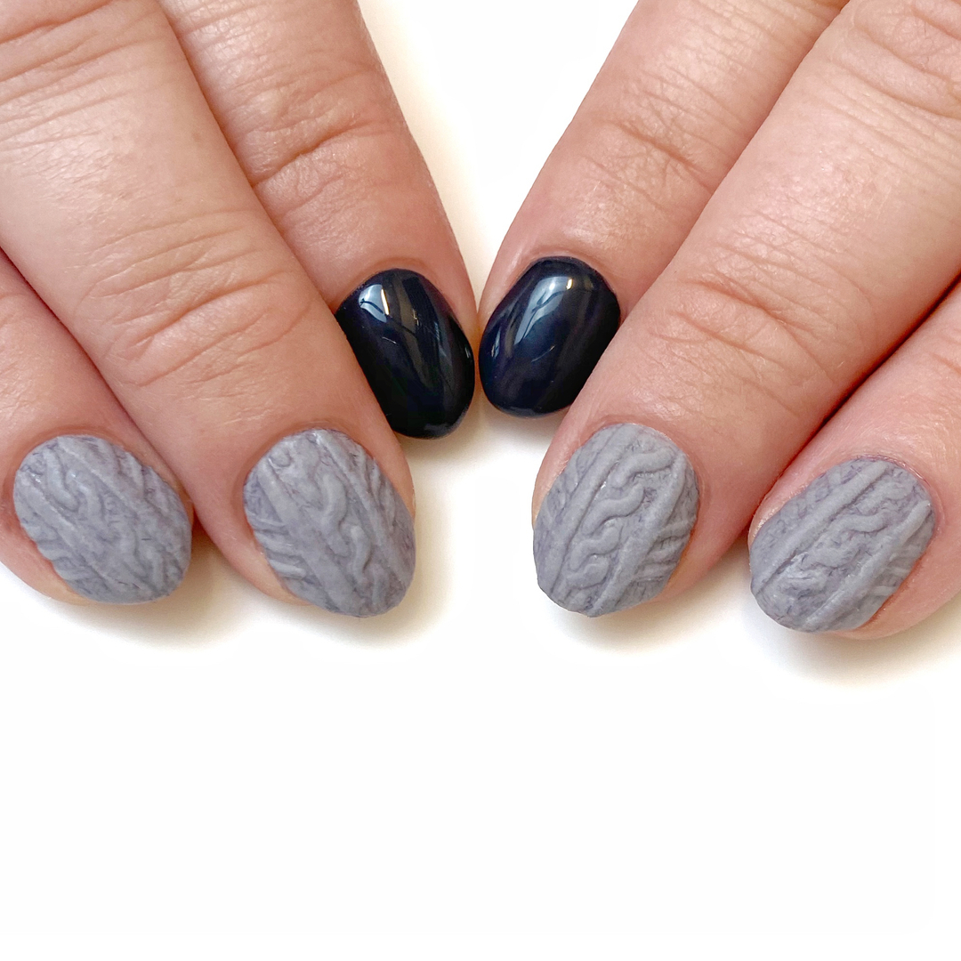 Grab a latte and cozy on up ☕️ 🧣