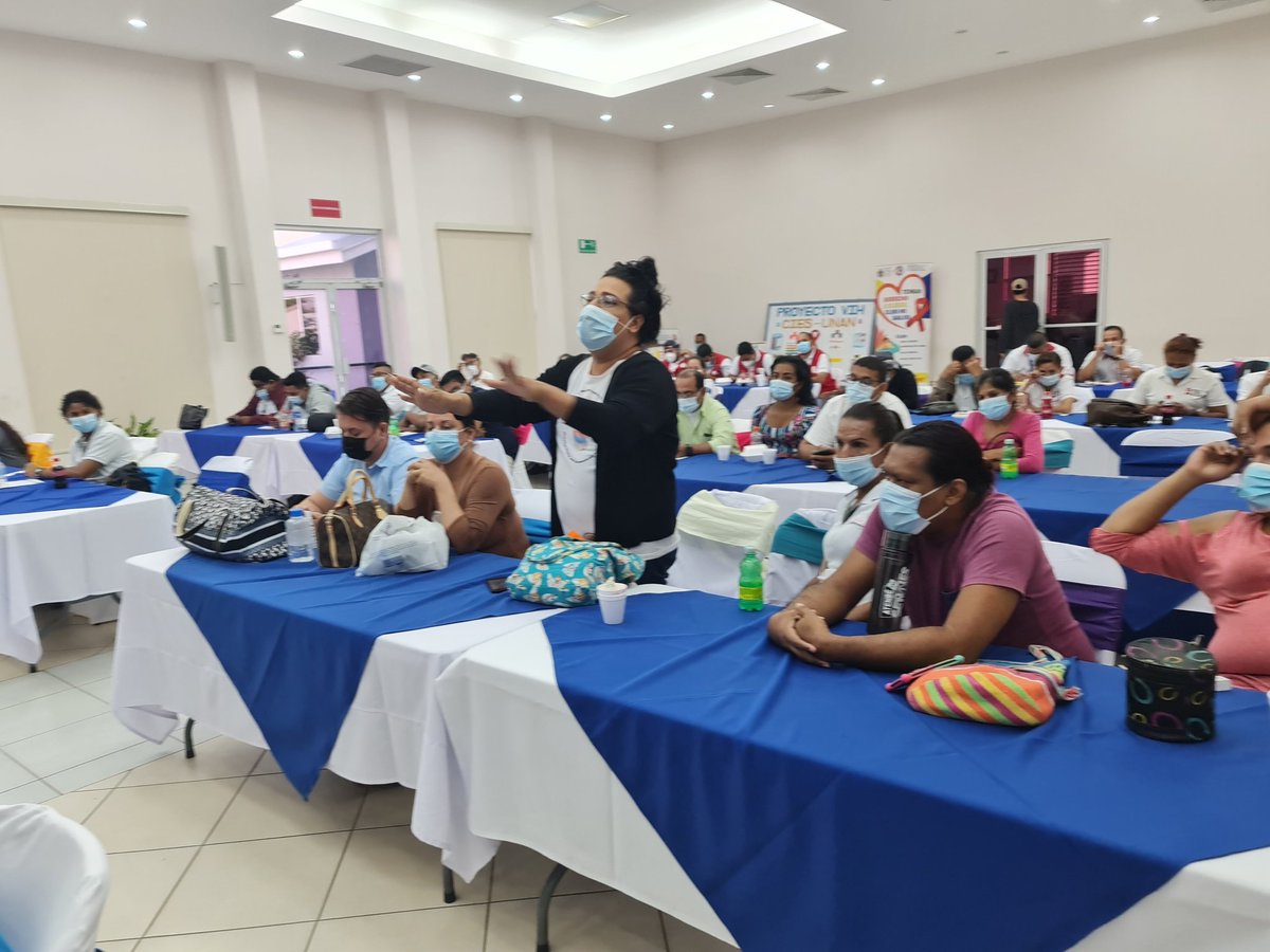 javierliberado's tweet photo. 🐸🐸📝¡El MINSA en #Nicaragua lleva a cabo Encuentro con promotores voluntarios de grupos de orientación sexual diversa para intercambiar experiencias de trabajo en la comunidad.
@psicologodiaz @conisida @ConisidaOficial @Chile_Alerta @ChilenosConCuba @Red_INVECA @AnonNews_Col https://t.co/lWFS2f7uZQ