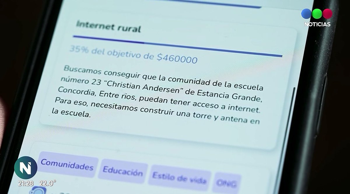 DamianCatanzaro's tweet photo. Recién me avisaron que Verte Reir estaba saliendo por Telefe y paso a contarles porque es una asociación que hacen proyectos socio educativos en escuelas rurales y ahora mismo están juntando $460k para construir una torre de internet.

https://t.co/zxjWeUQXir https://t.co/b7xRD3sQvz