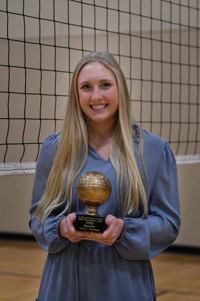 JonKlemme's tweet photo. Congratulations to Harrisburg Tiger Abby Meister on being named the 2021 South Dakota AA Miss Volleyball!! Abby played in the SD Volleyball All-Star Game on Sunday, December 5 and won the AA Miss Volleyball at the banquet prior to the match. #GoTigers #TigerProud https://t.co/hOv4BIQp1M