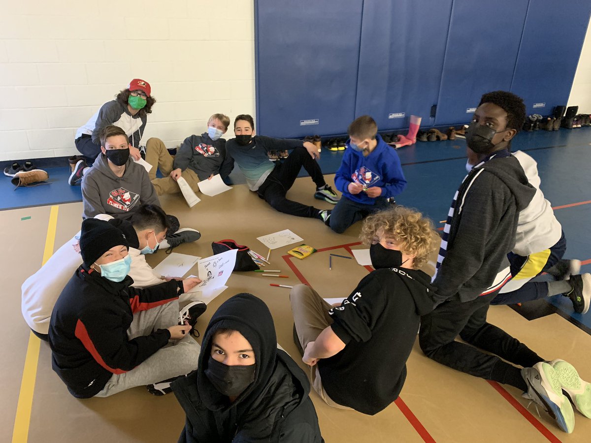 Miss Vaughan tweet media