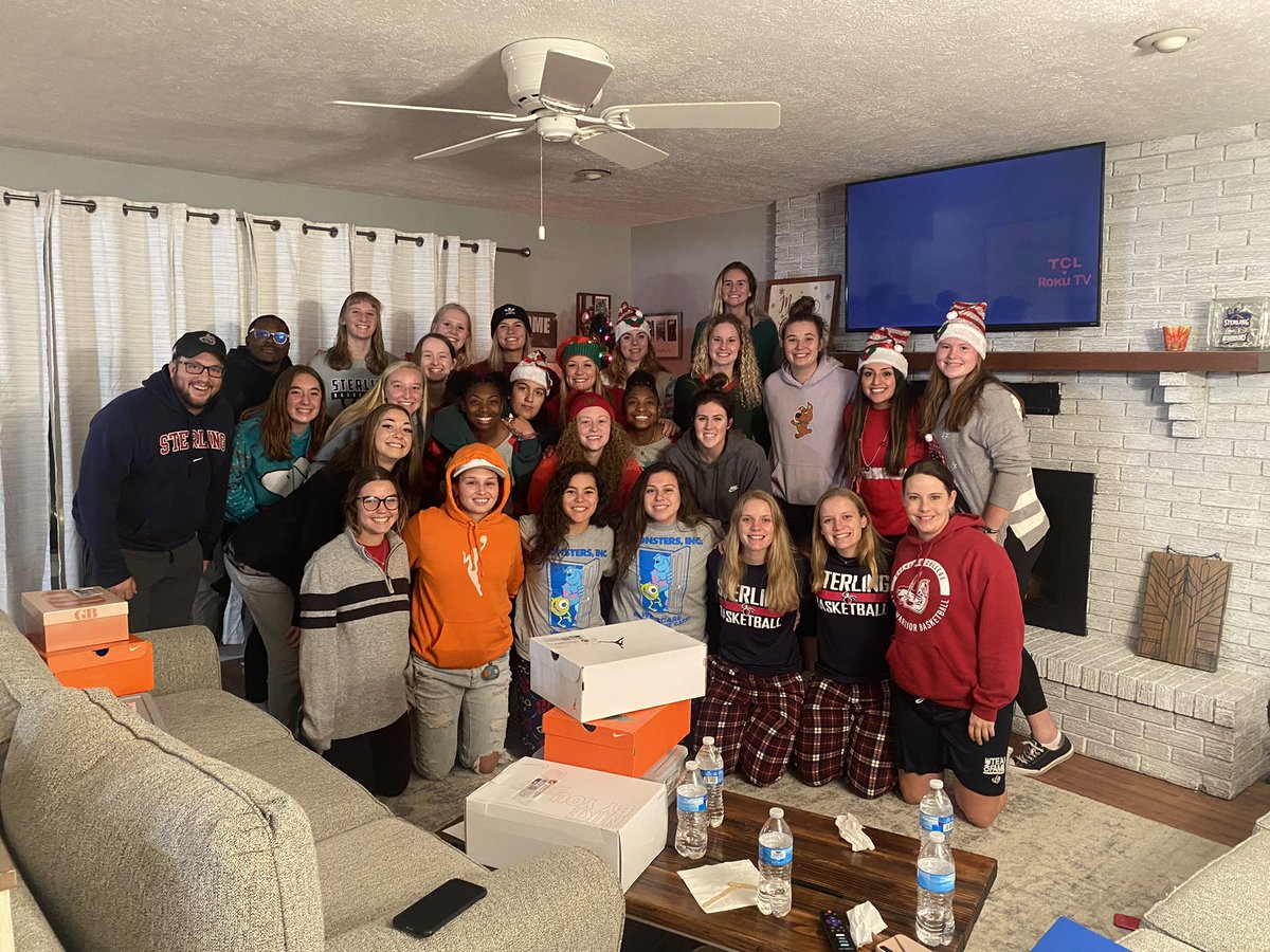 There is nothing quite like our annual Lady Warrior Christmas party. The Seniors decided instead of doing secret Santa we’d give back to others with Operation Christmas Child. An awesome night! #RunAsOne #MorethanBball #MerryChristmas #Thankful #WBBFamily