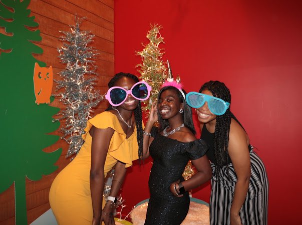 kenzie_simone24's tweet photo. Need more pics like this😩🤩except Covid edition 😷😷@EHSCharityBall #AHavenForGood #AlivewithPurpose https://t.co/5ivn8WYLAI