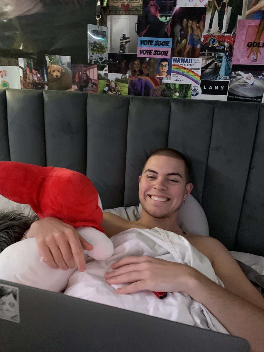 annieroglu_'s tweet photo. @maxmackayy i love you https://t.co/0NvmYahHyk