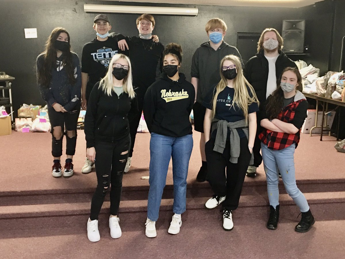 east_fbla's tweet photo. Helping Bellevue Together organize gifts for the holidays. ‘Tis the season to help @BellevueSchools families. Thank you Bellevue Together for having us! #HoHoHo https://t.co/24OsbaoYzf
