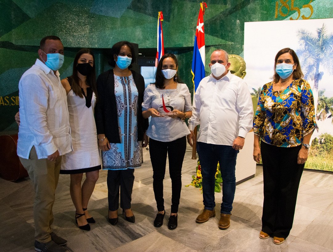 Y con la entrega de los premios termina el evento nacional de las BTJ... Felicidades muchachos, gracias por esa ciencia siempre joven. #VamosConTodo #CubaVive #UJC #Cuba