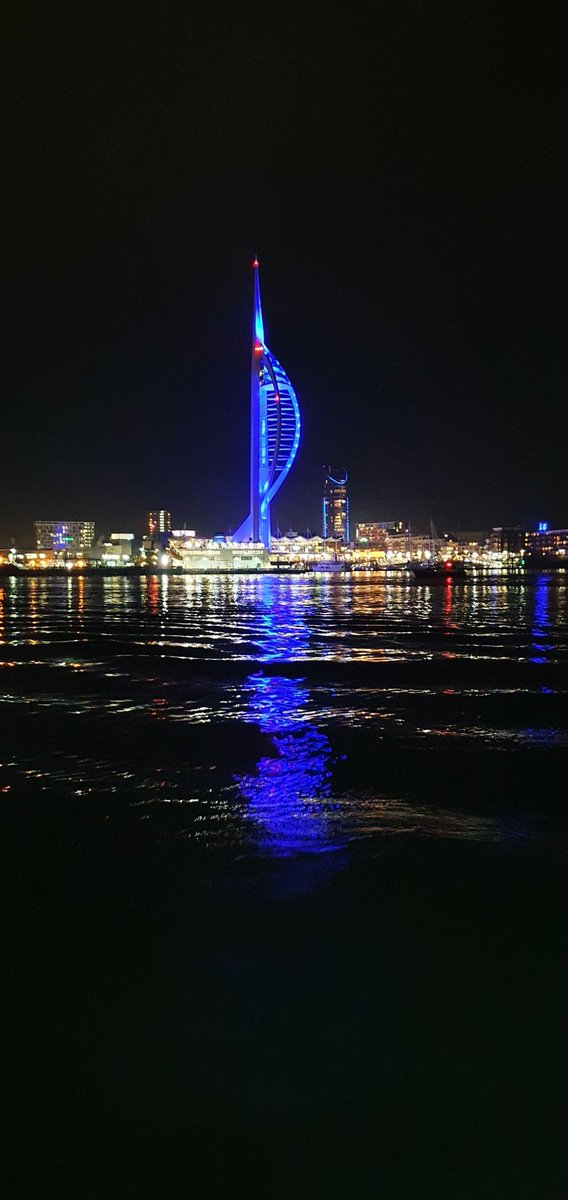 UoPFMC's tweet photo. #Portsmouth #milleniumtower #southsea #gunwharf #Hampshire #cci #fmc https://t.co/yfmnGPniqK