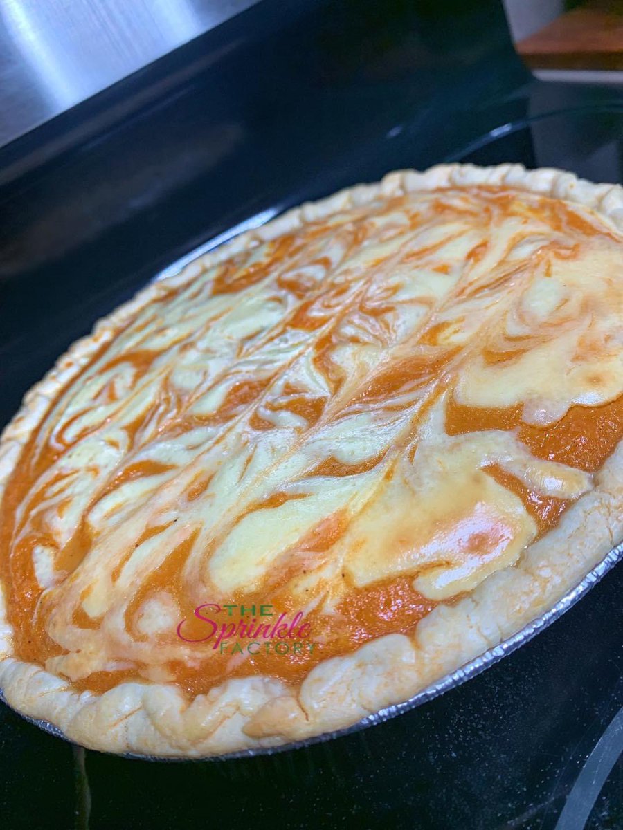 MsHustlee's tweet photo. Sweet Potato Pie Cheesecake π§‘
#TheSprinkleFactory https://t.co/FeLnoZqllx