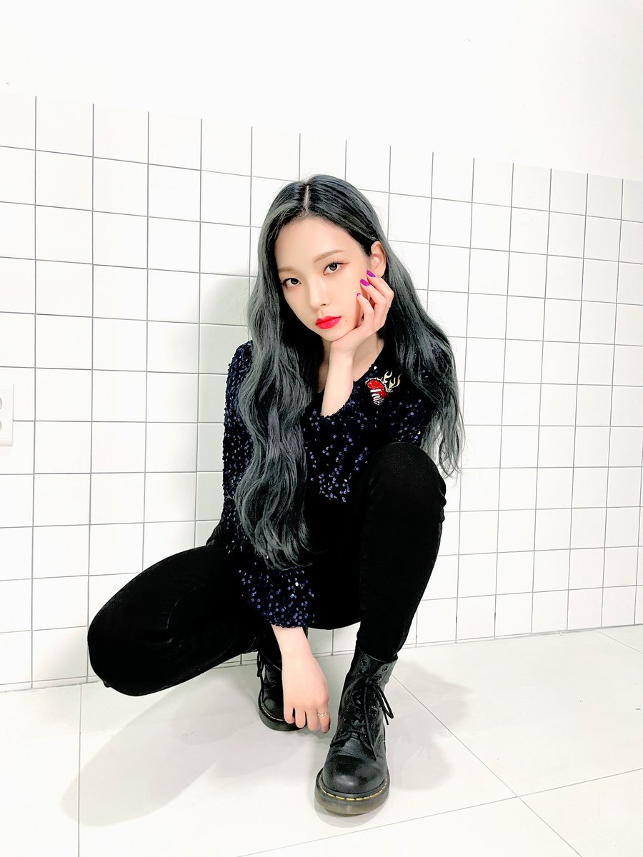 aeslogy's tweet photo. ·   ⠀╱   ⠀★   ⠀æ   ⠀__   ⠀ᥱvᥱnt   ⠀:   ⠀up   ⠀♡⸝   ⠀dᥲtᥱ   ⠀ぽ .   ⠀#ICETwTMY    ⠀!

Resulta que Aqua quiso seguir moviendo el esqueleto, es por eso mismo que se fue directo al #TOMOYO2ndCB para ver a su crush, o eso dijo. ¡Mil felicidades, preciosa! 🌟 https://t.co/PQfzOkaNnQ