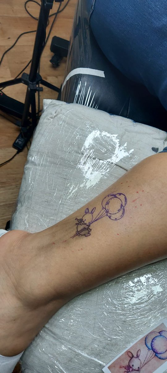 fridagreys's tweet photo. Y hoy, que tengo tanto trabajo que hacer, por donde empezar?
Ah si, empiezo a hacerme un tatuaje... lo demás puede esperar 😅 #CorpusInk #ElForge https://t.co/BP3LORHdFL