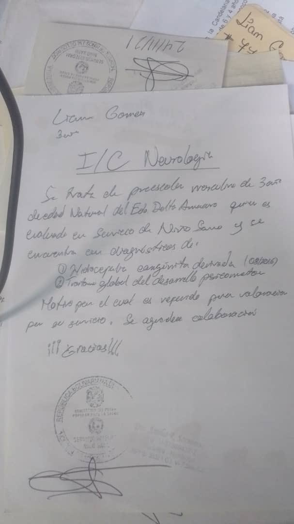 AlexaGomezDos's tweet photo. Conocí en el Jm de los Ríos a Liam teniendo meses de nacido.Nació con hidrocefalia. Han pasado casi 3 años y aunque ha avanzado mucho, aún le falta. Su mami una chica muy joven,necesita hacerle un eco renal y comprar pañales y alimentos.Con Bs 3 estaríamos apoyándolos ♥️GRACIAS https://t.co/tgxt05TCjk
