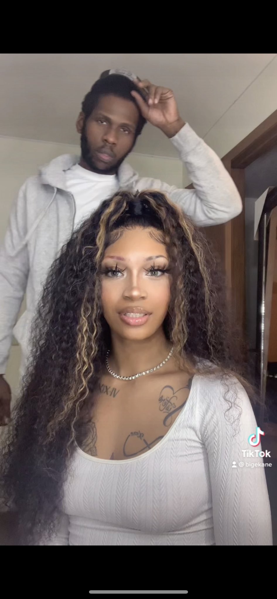 TW Pornstars - 1 pic. Ekane .. Twitter. Why they ontiktok calling him cute in this video idk I