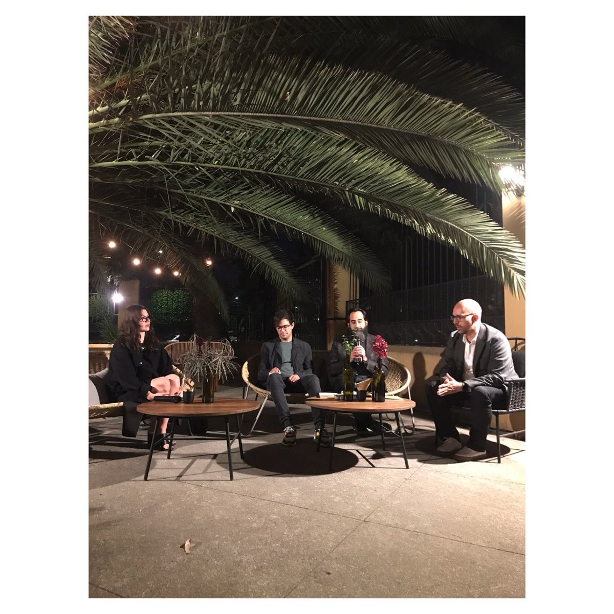 diegoorduno's tweet photo. El miércoles presenté el libro que surgió de mi tesis: “Proyectar una casa”.

En el fondo, lo que trato de exponer es cómo las personas nos construimos de la mano de los lugares que habitamos. El límite entre las personas y los lugares es difuso, uno está impregnado del otro... https://t.co/05LFxHUNol