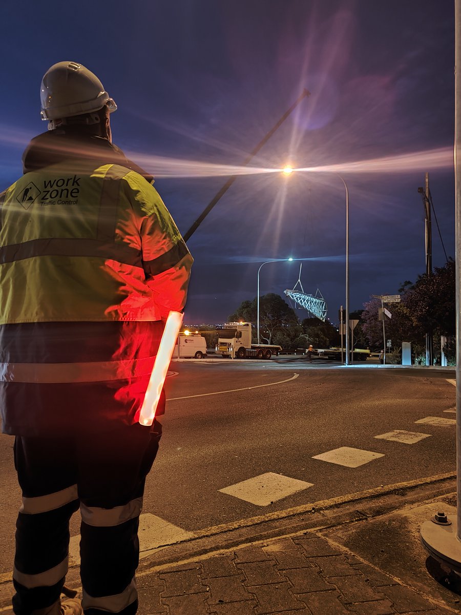 WorkzoneTraffic's tweet photo. We created a safe working environment for @ScotchCollege construction work.
With @SAPoliceNews escort, deliveries were lifted from a site that had road closures, detours, at nighttime, to ensure the safety of workers.
#gethomesafe #trafficmanagement #trafficcontrol #workzoneway https://t.co/12SkYHAwgc
