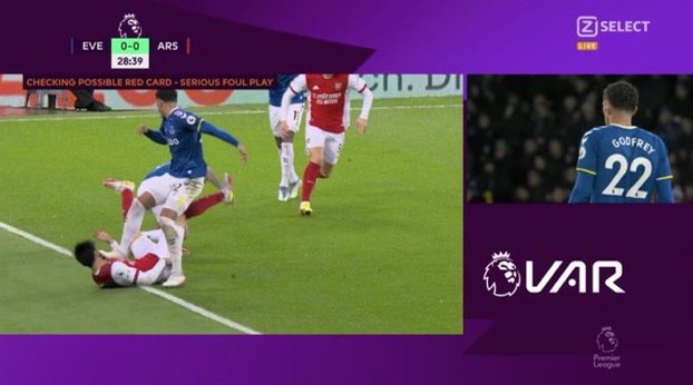 EnMotEn's tweet photo. When you put clowns in control of VAR...
#2pl #PremierLeague #EVEARS https://t.co/kQFuBwurp1