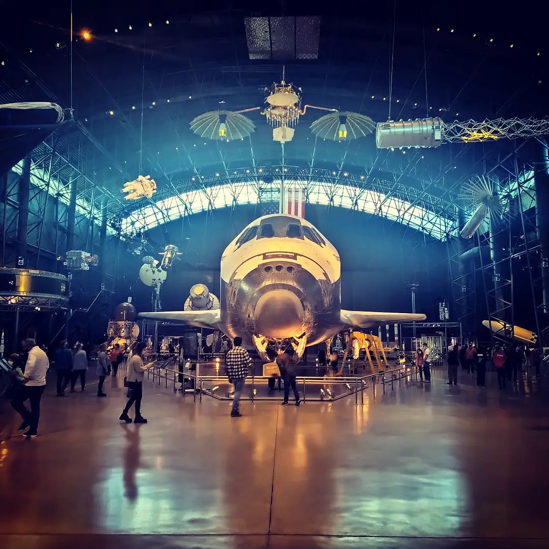 vnouckovak's tweet photo. 5/ Fakt tu můžete naživo vidět raketoplán #Discovery @smithsonian #DCdiary https://t.co/edR4DGd7f7