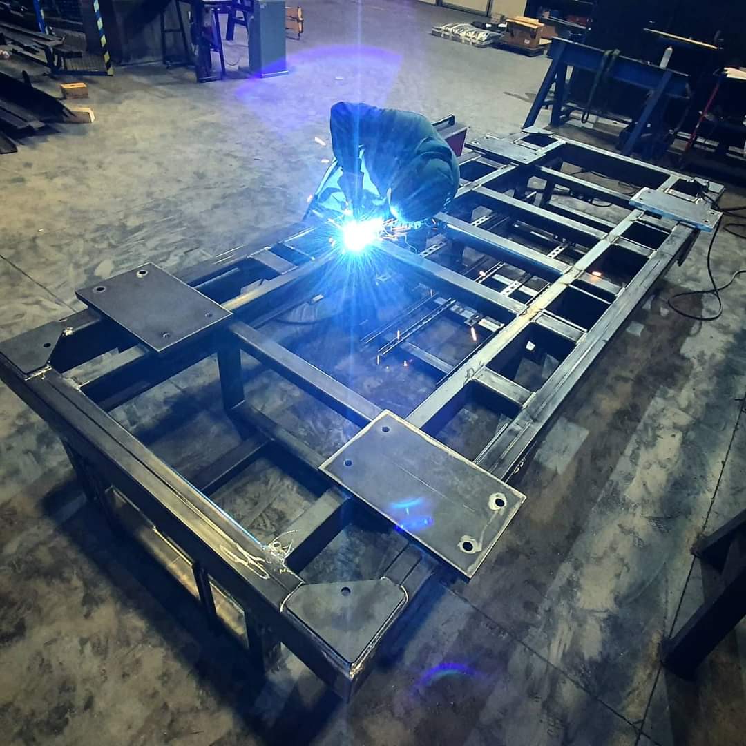 stagesystemIT's tweet photo. Are you in need for custom designed, large and zero-fleet winches?
#EntertainmentEngineering #StageAutomation #StageEngineering #StageMachinery #StageTechnology #TheatreEngineering #TheatreAutomation #TheatreRigging #EntertainmentWinches #ZeroFleetWinches
#MovingToEntertain https://t.co/tBg7npr5dY