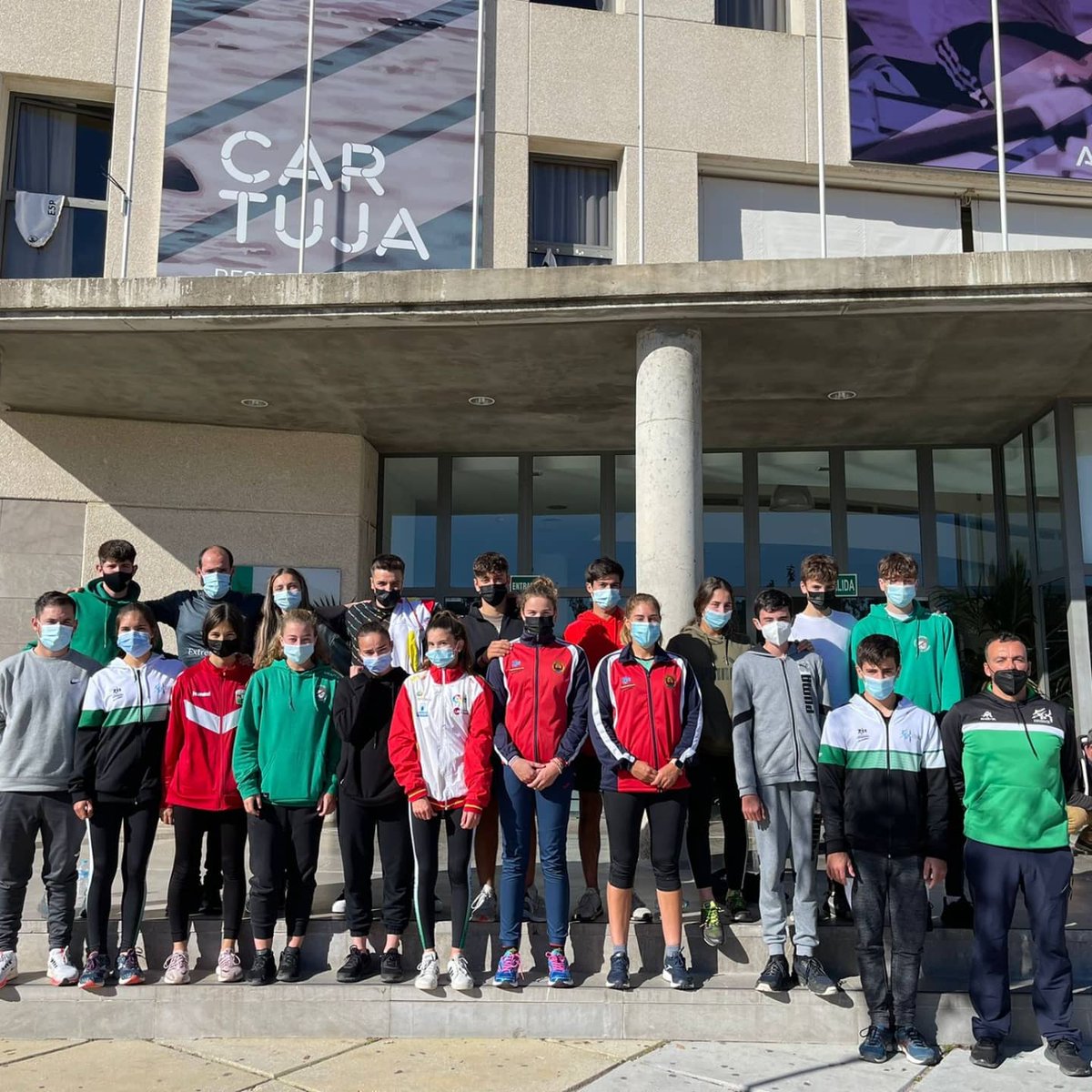 piraguismoextre's tweet photo. 🔚Fin de la concentración 🟢⚪️⚫️
📊Finalizada ya la concentración que hemos estado realizando desde la @piraguismoextre, en el @CEAR_Andalucia
🚣🏼‍♀️Nuestr@s palistas y técnicos han hecho un trabajo muy productivo y satisfactorio estos días...seguimos trabajando 💪🏽💪🏽🔜 https://t.co/dETnQehsmA