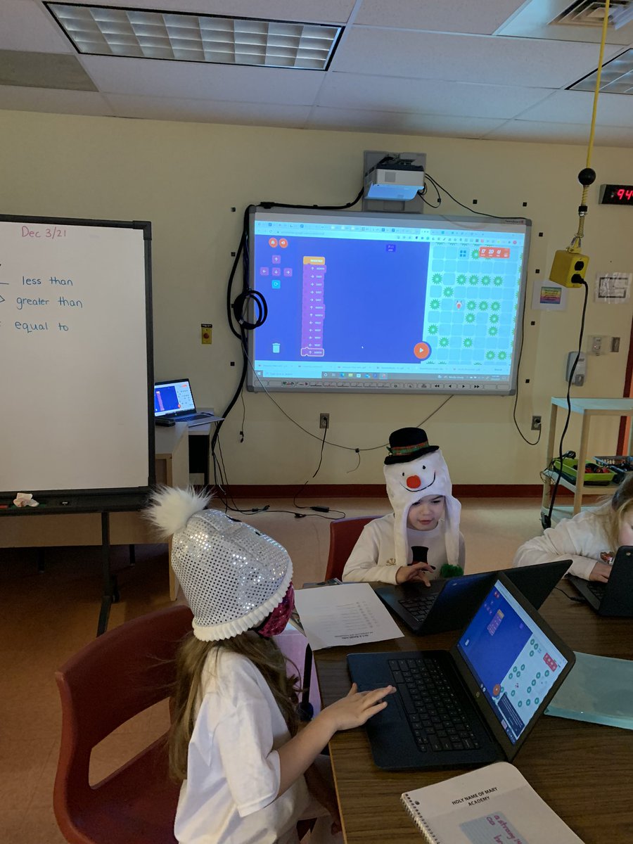 msbeverly6810's tweet photo. Ms. Power’s grade 1&amp;2’s had a busy day using code to track Santa! They had so much fun! @NLESDCA @nltatesic #codewithTESIC #codeNLESD #santatracker @HNMA_Lawn @LambertJeananne @JuliaPretty7 https://t.co/RuKRvXhFk1