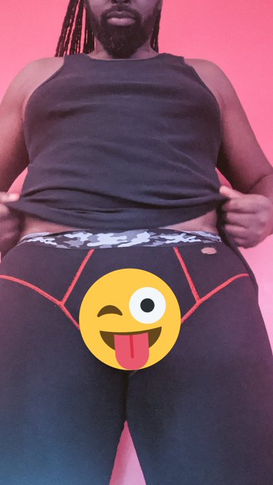 Happy Monday folks!   #MondayMotivation #lowshot https://t.co/b5T0fnX81J<a href="/tag/mondaymotivation"class="tags">#MondayMotivation</a><a href="/tag/lowshot"class="tags">#lowshot</a>