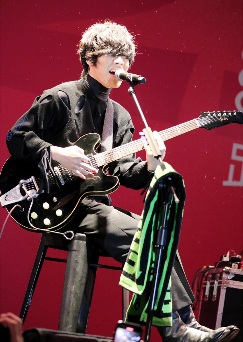 VFDfdrXyuFnsYwY's tweet photo. #盧廣仲 #クラウドルー
#勵志論
#500趴2021 #bettermebetterlife
#20211205 https://t.co/QJRdEJGRjU