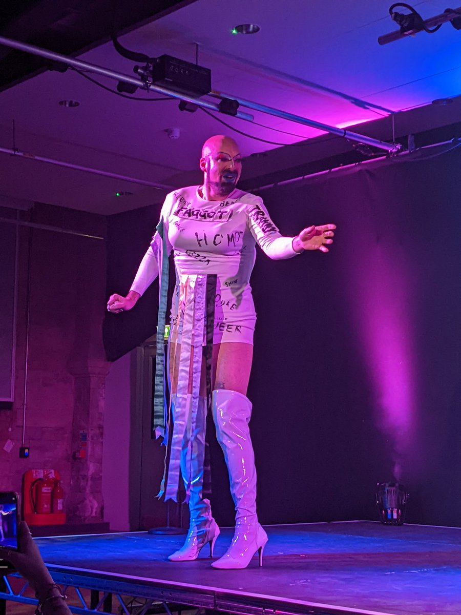 Just cried watching <a href="/MuthaTucka_/">𝙼𝚞𝚝𝚑𝚊 𝚃𝚞𝚌𝚔𝚊</a> didn't expect to cry tonight but wow!