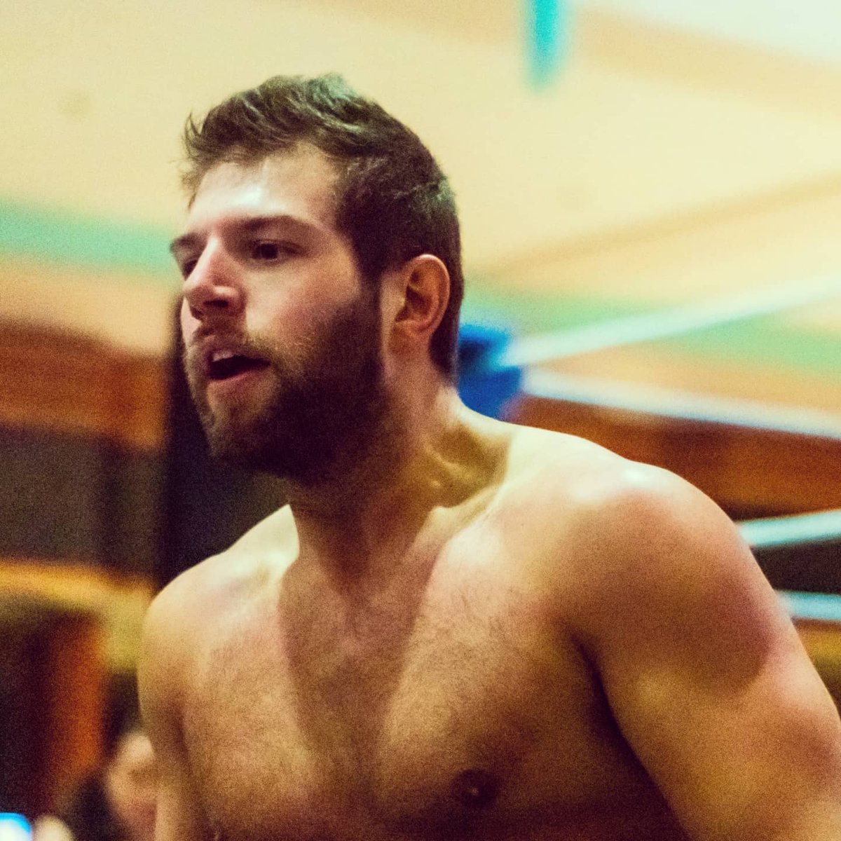 dpw102's tweet photo. All or Nothing Wrestling (@aonprowrestling) -- Dealers Choice (12/6/2021)

Galleria, Johnstown, PA https://t.co/662f3X78rO
