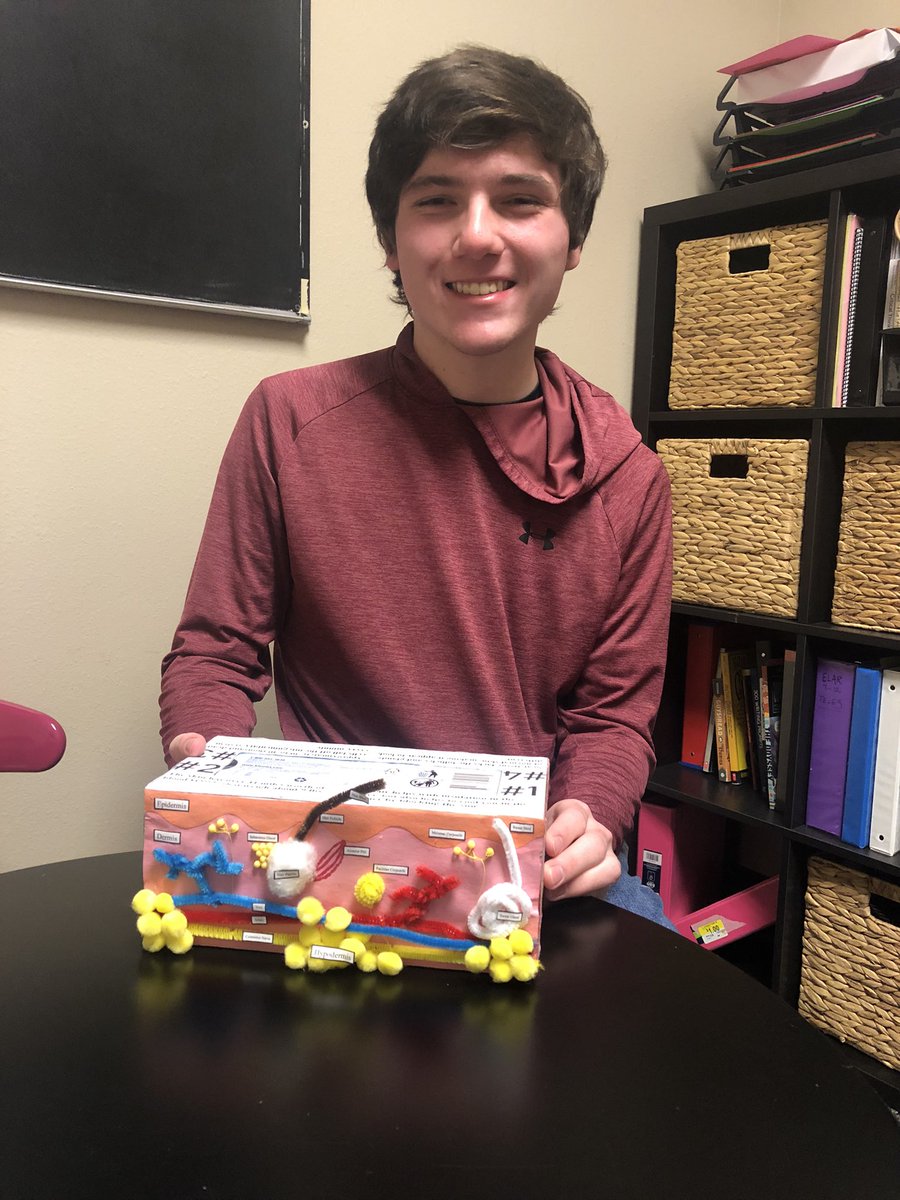 MrsOdajima's tweet photo. Awesome presentation by Honors Anatomy senior Cade Perkins today! #ourWHY @chinaspringisd @China_Spring_HS #ThepowerofONE https://t.co/n77D8ePI6u