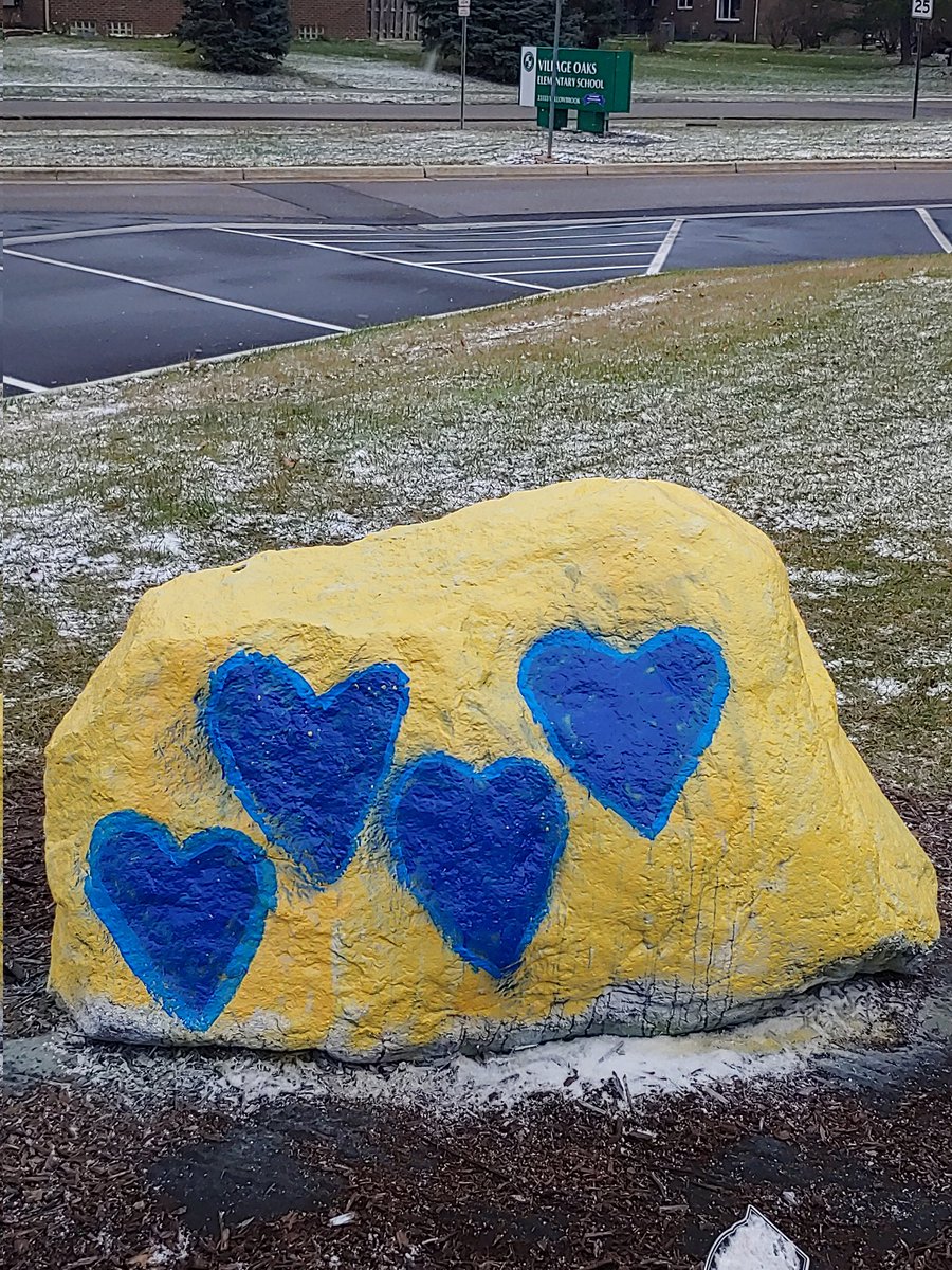 Village Oaks Elem. tweet media