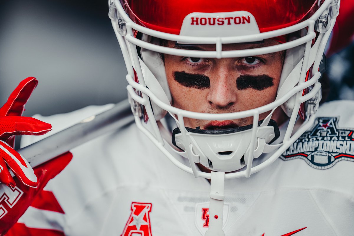 UHCougarFB's tweet photo. #GoCoogs https://t.co/axkTXDAmt1