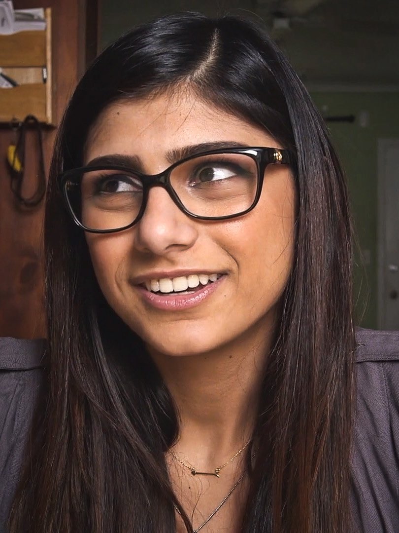 Pornos88's tweet photo. Mia Khalifa _Set 1 #miakhalifa #Bangbros https://t.co/rlmsHYFQYB