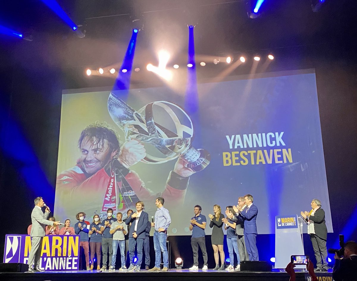 Un immense bravo à toi ⁦<a href="/YannickBestaven/">YANNICK BESTAVEN</a>⁩ Marin de l’année 2021, que de chemins parcourus depuis ta première mini-transat