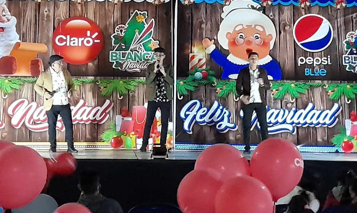 JAD_diamonds's tweet photo. Momentos de nuestro Concierto Musical Con JAD diamonds en el Gran Bazar Navideño "Blanca Navidad" organizado por  Pepsi Claro Guatemala Banco Industrial Albavision  realizado en Centro Comercial Gran Vía  , sábado 4 de diciembre, 2021. https://t.co/zA9tADY7ed