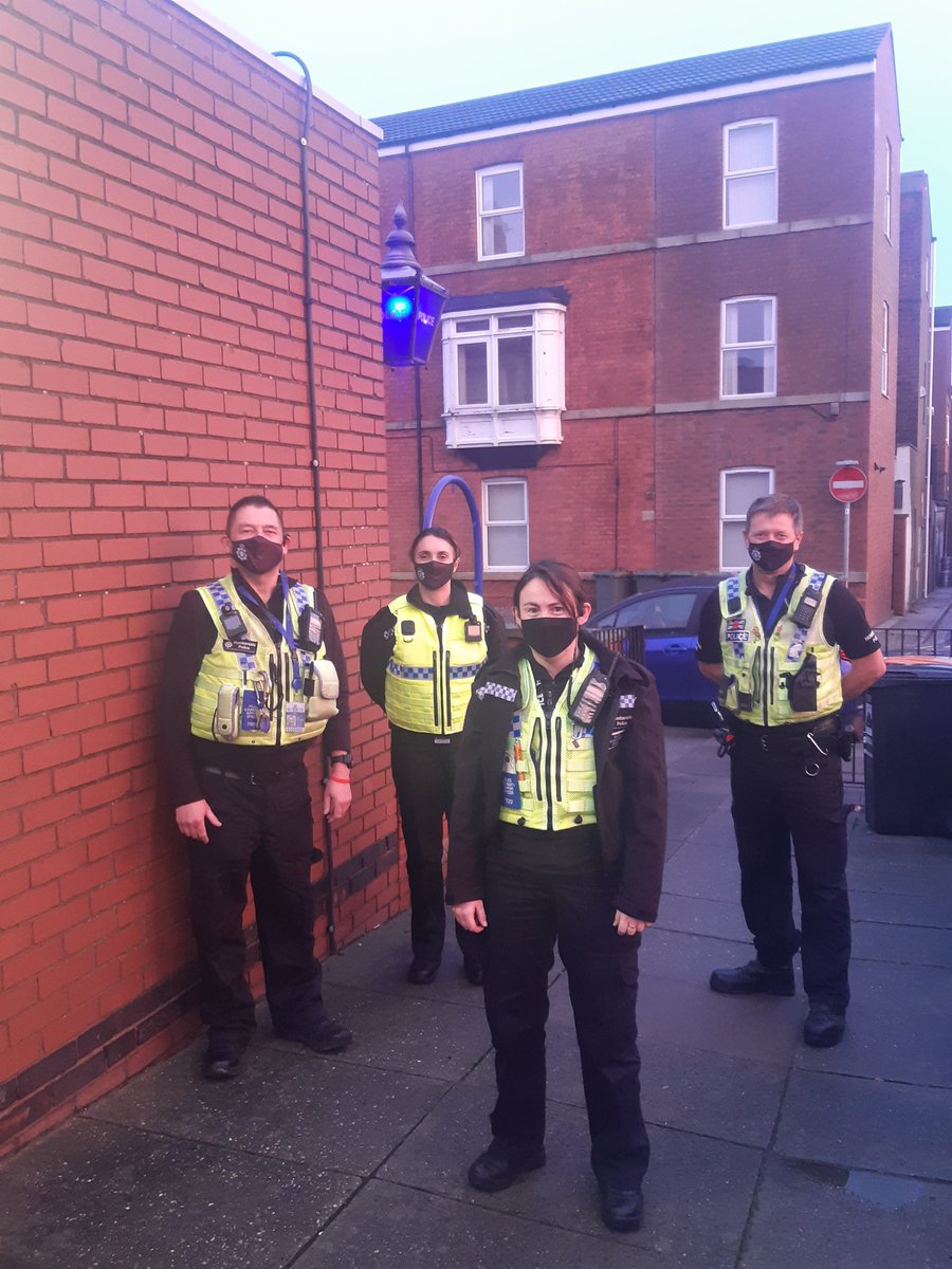 HumberbeatNEL's tweet photo. Cleethorpes NPT welcomes new recruit Jenny who has her first shift with us this afternoon #welcome2theteam #Cleethorpes #communitypolicing #abusyfirstshift #humbersidepolice https://t.co/hB9CcRMpnT