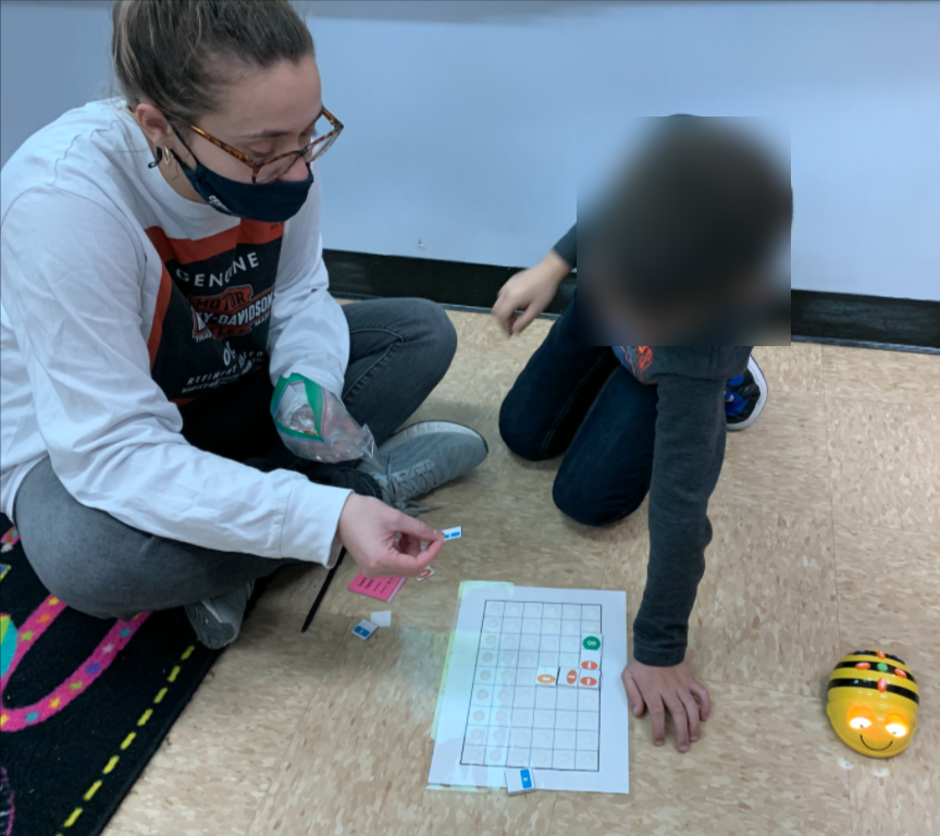 MissBoccella's tweet photo. Room 17 was introduced to #BeeBots for the first time ever in technology class! Heard comments like, "Look at what my bee is doing Miss Boccella" and "When can we do this again?" Can't wait to keep the fun going throughout the week!ππ #technologyfun https://t.co/IWhYvdxPje