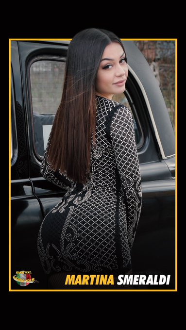 Tantissimi Auguri alla dea del porno italiano @martinasmeraldi Felice +22😘🎉🎁🔥😈 https://t.co/PYhHxcNA