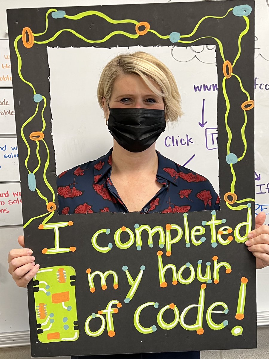 CombsCatchUp's tweet photo. Big THANK YOU to @CTruittNCDPI for celebrating @CSEdWeek at Combs today! She even completed her #hourofcode! #leaderscode #weareCombs @wcpssmagnets @CentralWCPSS @AB_Combs_PTA_ @WNCN https://t.co/c93pjFcKol
