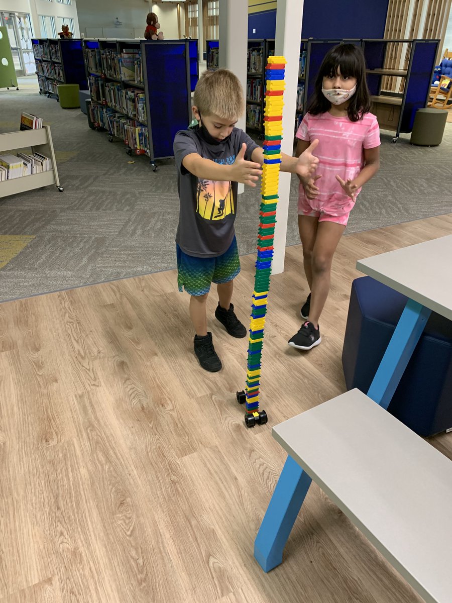 PfISD Libraries tweet media