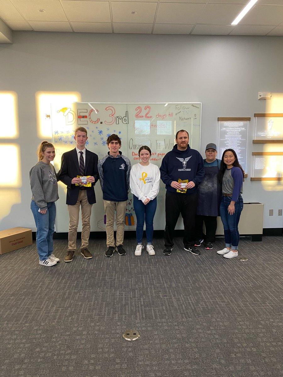 TMPStuco's tweet image. Congratulations to November’s Monarchs of the Month!!
Faculty: Mr. James Harris                              Staff: Amy Bainter                                 Student: Hank Corsair