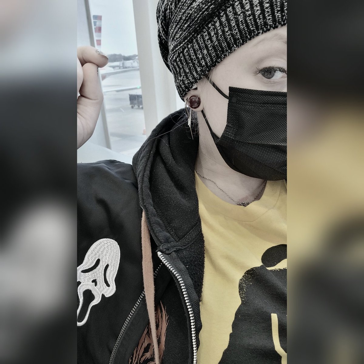 MarqeeMarie's tweet photo. And now I'm thinkin'
   I was born to fly...

#IX #INK #IceNine #IceNineKills #IXPsychos
#WelcomeToHorrorwood #TheSilverScream2
#HipToBeScaredTour #SeveredLeg2
#CovingtonKY #MadisonTheater #7of7 https://t.co/QGxDbHg38w