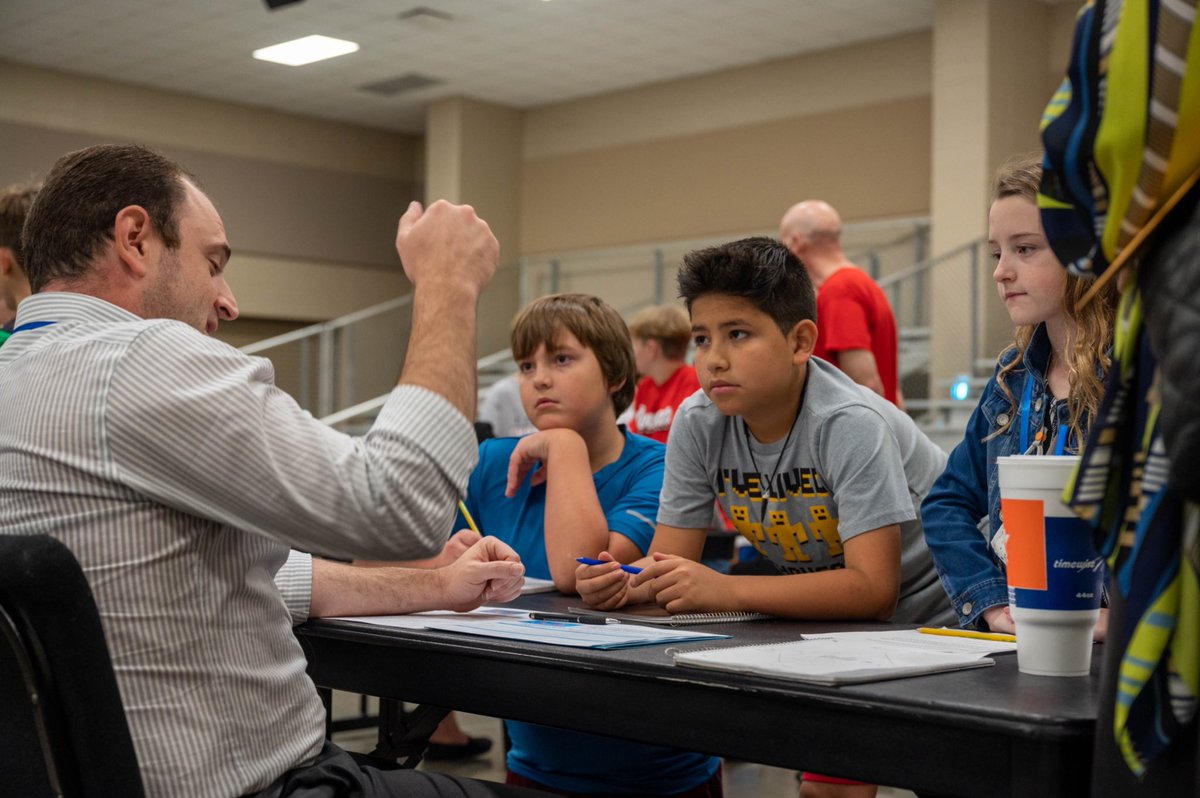 jenny_mcgown's tweet photo. Our @KleinISD students are absolutely inspiring, especially as they shared their brilliant ideas with community members who became consultants during #KleinCreates Innovation Challenge Day of Design! Thank you to all the folks who made this special moment happen for our kids! 🎉 https://t.co/MajJGc7yiw