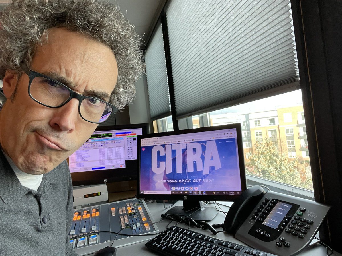DJNerf's tweet photo. Got @CITRA_Band up at 3:20… better read up on them. #HTFTH https://t.co/JSgGOIdzZv