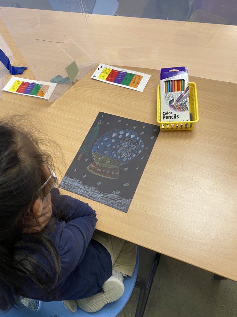 jpromorgan's tweet photo. Kindergarten snow globes looking π₯ π₯ #WCSArt @westlakecharter #WCSKindergarten @PentelofAmerica https://t.co/tpld3uaSp6