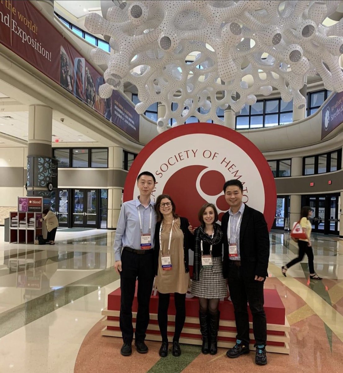 Rana_Gbyli's tweet photo. FB reminds me of this today! #ashmemories #ash19 @Halene_lab https://t.co/ZbLjGCJr2Y
