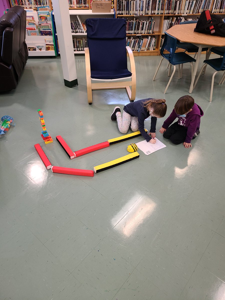 PaulHare16's tweet photo. The K/1 class at Burgeo Academy kicked off coding week planning their code and trying to reach their towers with the beebots @NLESDCA @nltatesic #codewithTESIC #codeNLESD https://t.co/amVZqEiiSY