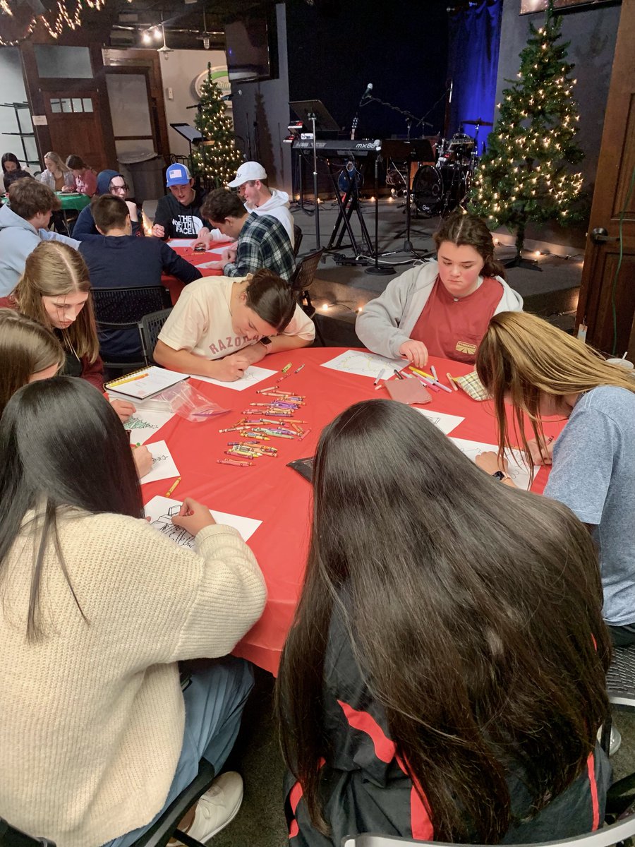 FBCBentonville's tweet image. We’re having all the Christmas fun at Studio 412! Last week was Joyville prep and coloring competitions. What Christmas fun is happening tonight?? Bring a friend and come find out! Also we’ll be announcing the winner/loser of girls v guys food drive 👀 you don’t want to miss this