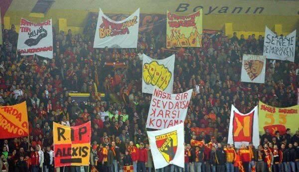 dgsutkn's tweet photo. Unutulunca ölür insan. #RIPALEXIS
06.12.2008 https://t.co/qSpLhA0ust