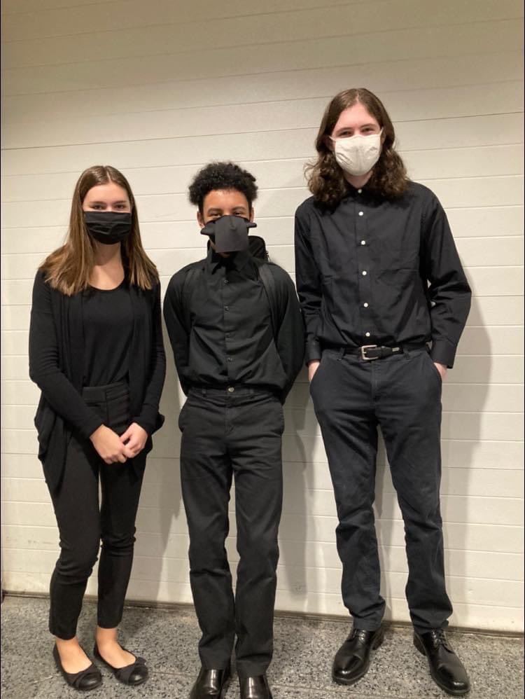 wvmusicboosters's tweet photo. WV Students after the NKU Youth Symphony Orchestra Concert  on Sunday.  They all did a tremendous job and the YSO performed flawlessly in yesterday’s holiday concert! https://t.co/L5mc4wdDoc