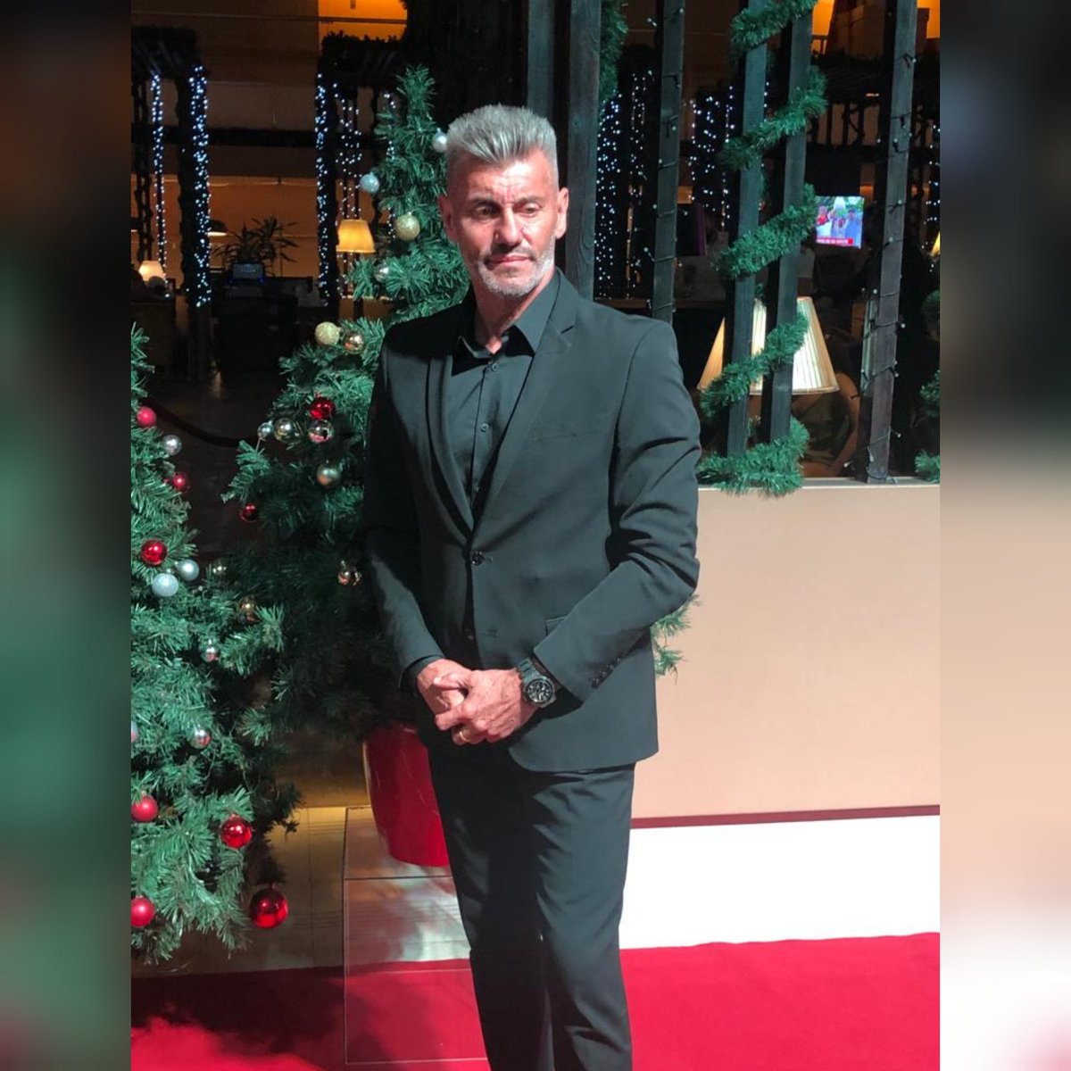 Festejo #stravaganza #10años en @HiltonBA 
📷 <a href="/ramsgarcia/">Ramiro Garcia Moreno</a> para <a href="/ChapeauOk/">Chapeau Argentina ®</a> 
Parte 2
Gracias <a href="/AnitaTomaselli/">Anita Tomaselli</a> <a href="/pablotomaselli/">Pablo Tomaselli</a> <a href="/Yanidafonte/">Yanina Dafonte</a> 
RT <a href="/OKGoyco90/">Sergio Goycochea</a> <a href="/laura_fidalgook/">Laura Fidalgo</a> <a href="/adabelguerrero/">Adabel Guerrero</a> <a href="/ReynaReechOk/">Reina Reech</a>